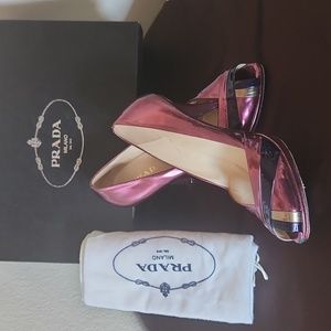 Prada Peep Toe Pumps Prugna